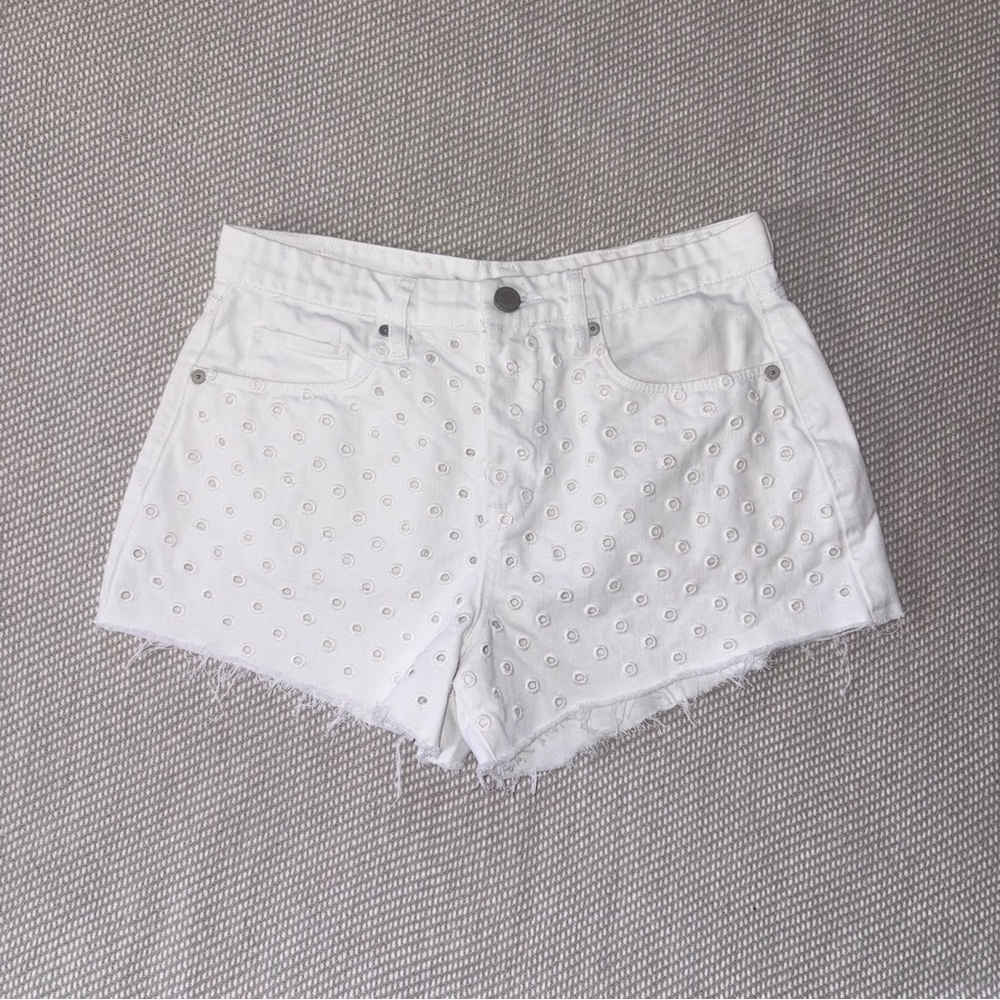 Blank NYC White High Rise Eyelet Denim Shorts Sz 27 Raw Hem Cut Off